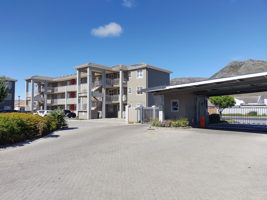 2 Bedroom Property for Sale in Muizenberg Western Cape